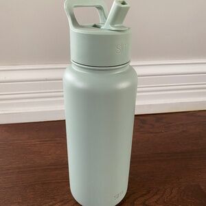 Simple Modern Summit 32oz Insulated Water Bottle Straw Lid Sage Green